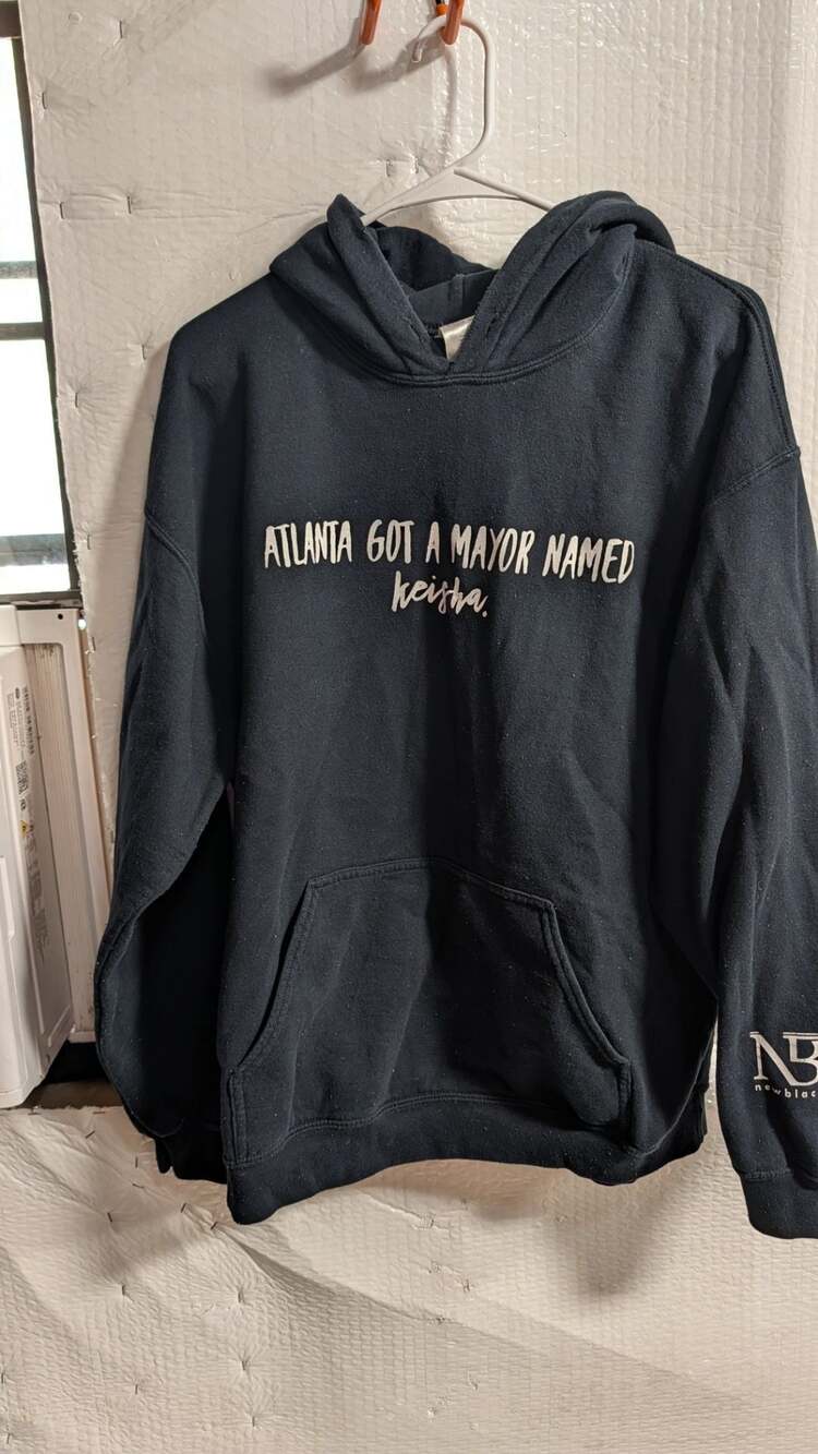 New Black Tee Co. Atlanta Got A Mayor Named Keisha Hoodie Size L